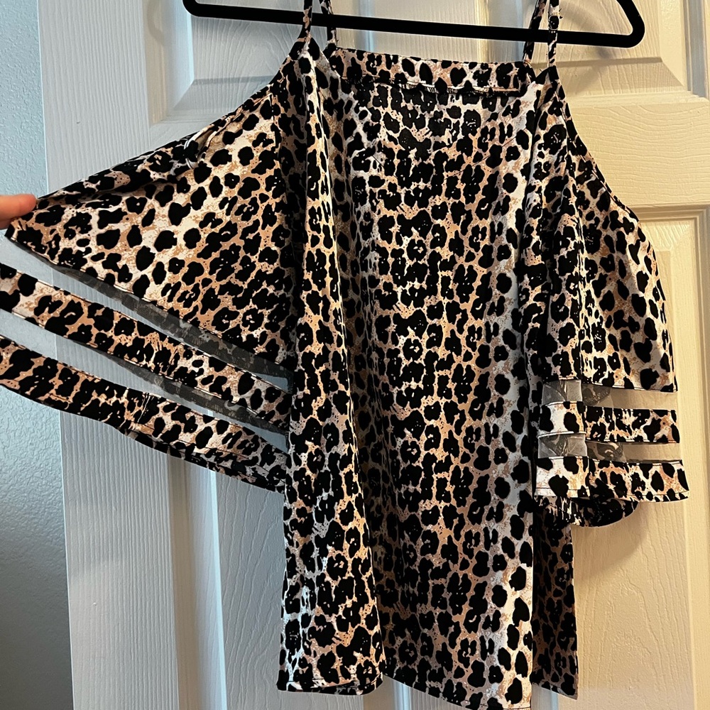 Leopard Print Ruffle Dress - Picture 2 of 4